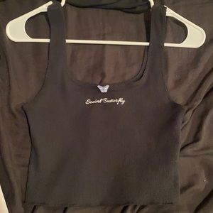 Forever 21 “Social butterfly” Crop top